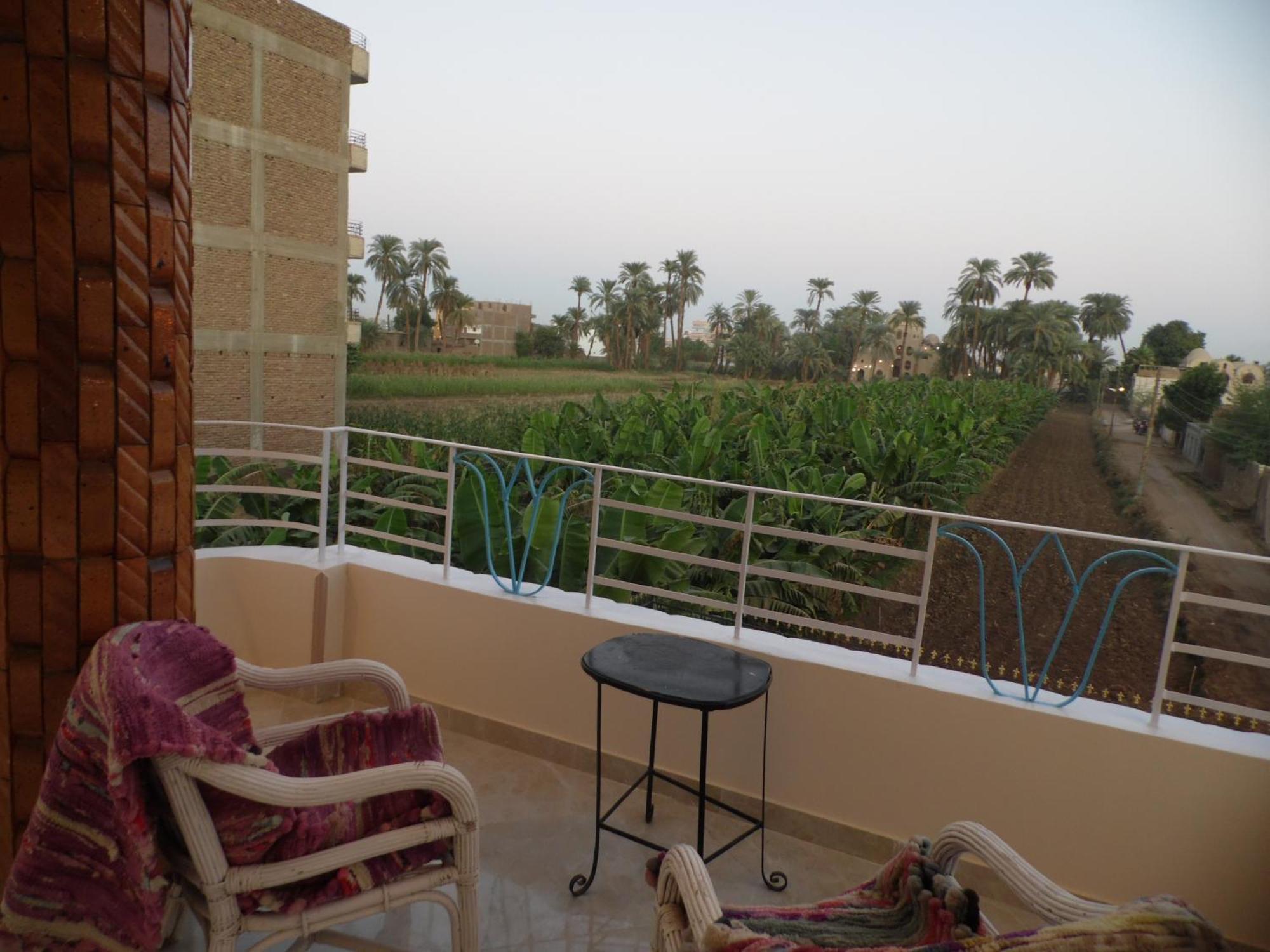 Nour House Apartment Луксор Екстериор снимка