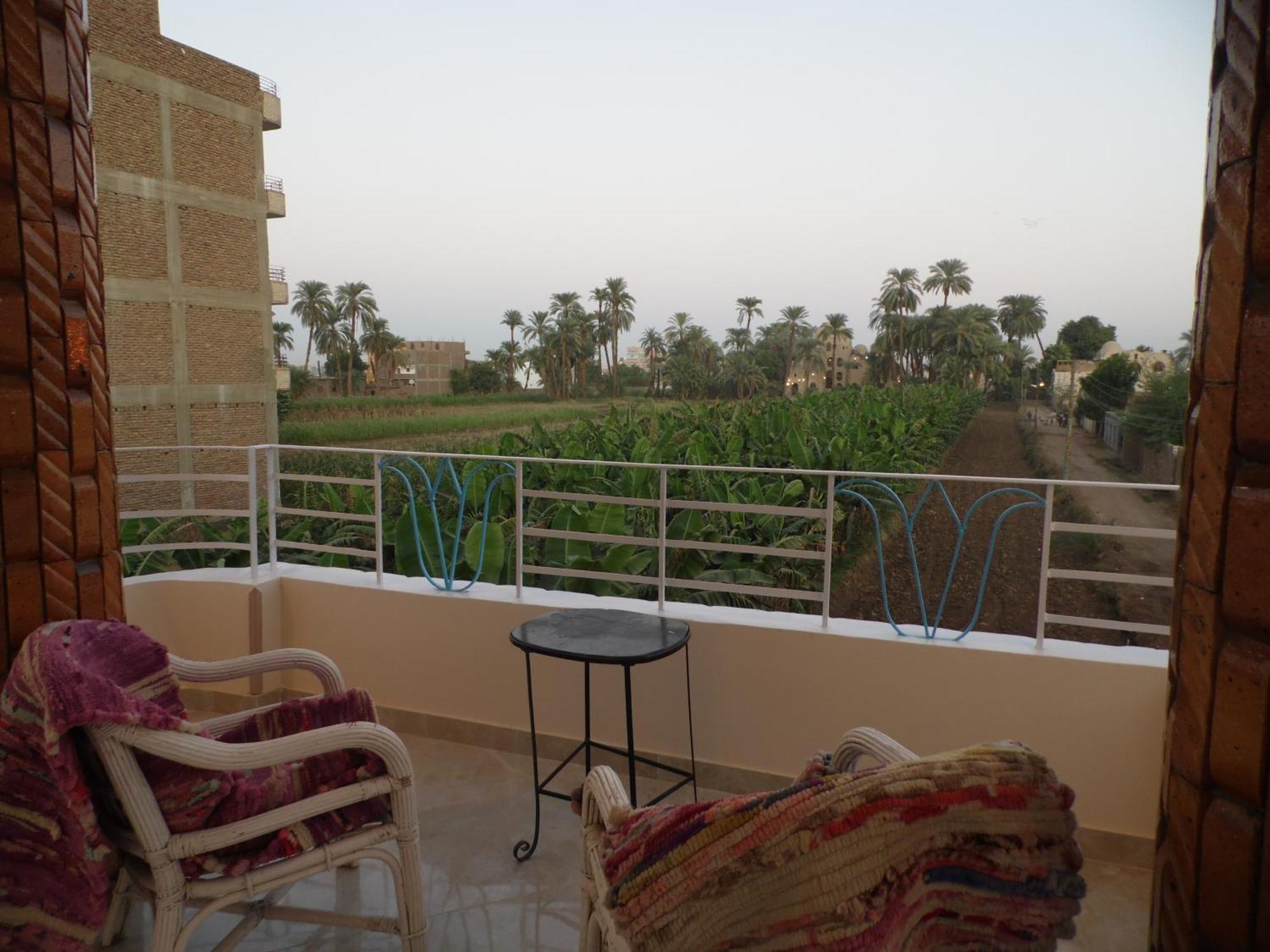 Nour House Apartment Луксор Екстериор снимка