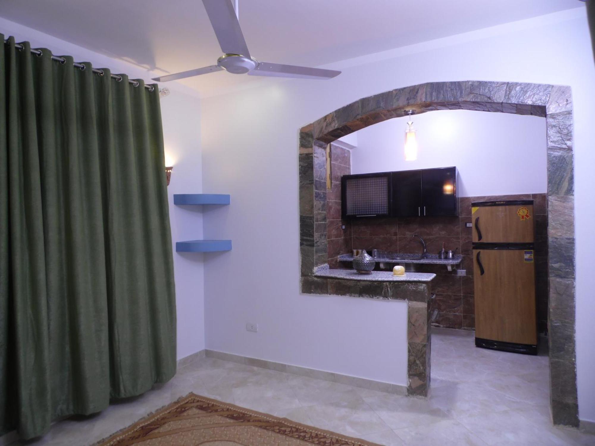 Nour House Apartment Луксор Екстериор снимка