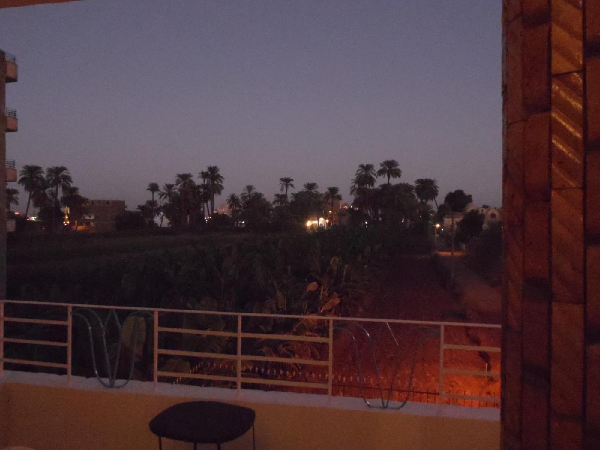 Nour House Apartment Луксор Екстериор снимка